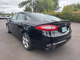 Used 2015 Ford Fusion SE image 2