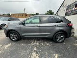 Used 2022 Ford Edge SEL w/ Sport Appearance Package image 2