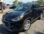 Used 2019 Chevrolet Trax LT w/ LT Convenience Package image 2
