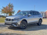 New 2024 Volkswagen Tiguan SE R-Line image 5