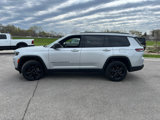 Used 2023 Jeep Grand Cherokee L Laredo image 5