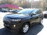 Used 2022 Jeep Compass Latitude image 3