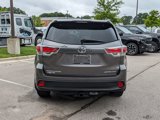 Used 2016 Toyota Highlander Limited image 5