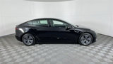 Used 2022 Tesla Model 3 Standard Range image 3