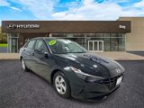 Certified 2022 Hyundai Elantra SE w/ Cargo Package image 3