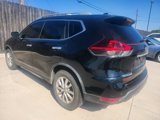 Used 2019 Nissan Rogue SV image 3