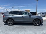 Used 2022 Volkswagen Tiguan SE image 4