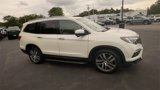 Used 2017 Honda Pilot Touring image 2