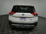 Used 2021 Nissan Rogue Platinum image 4