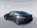 Used 2021 Toyota Camry SE image 4