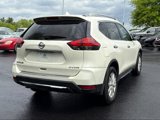 Used 2017 Nissan Rogue SV image 5