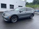 Certified 2022 Volkswagen Tiguan SE image 2