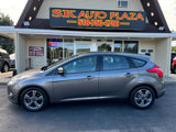 Used 2014 Ford Focus SE w/ SE Sport Package image 3