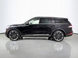 Used 2022 Lincoln Aviator Reserve w/ Equipment Group 201A image 4