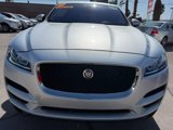 Used 2017 Jaguar F-PACE Premium image 6