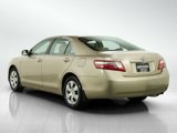 Used 2009 Toyota Camry LE image 3