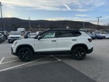 New 2025 Volkswagen Taos SE image 6