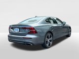 Used 2019 Volvo S60 T6 Inscription image 2