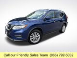 Used 2017 Nissan Rogue SV image 1