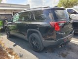 Used 2022 GMC Acadia SLT w/ Elevation Edition image 4