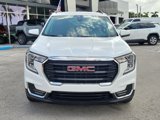 Used 2022 GMC Terrain SLE w/ Driver Convenience Package image 2