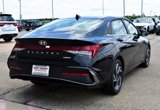 New 2025 Hyundai Elantra Limited image 2
