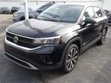 Certified 2024 Volkswagen Taos SE image 4