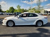 Used 2019 Toyota Camry LE image 4