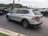Used 2020 Volkswagen Tiguan SE image 6