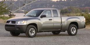 2009 Mitsubishi Raider