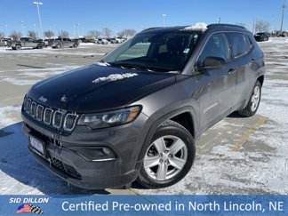 Used 2022 Jeep Compass Latitude image 1