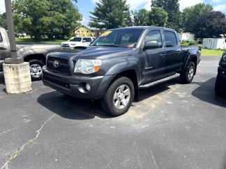 Used 2011 Toyota Tacoma 4x4 Double Cab image 1