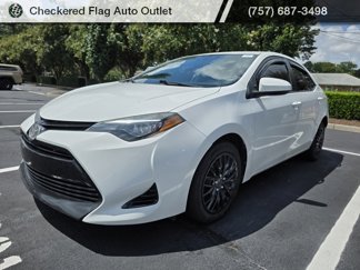 Used 2018 Toyota Corolla LE image 1