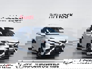 Used 2023 Toyota Camry SE image 1