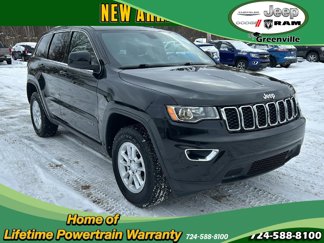 Used 2020 Jeep Grand Cherokee Laredo image 1
