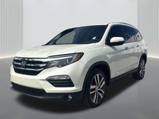 Used 2017 Honda Pilot Elite image 1