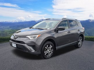 Used 2017 Toyota RAV4 LE image 1