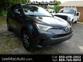 Used 2017 Toyota RAV4 LE image 1