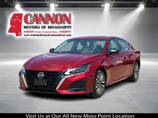 Used 2024 Nissan Altima 2.5 SV image 1