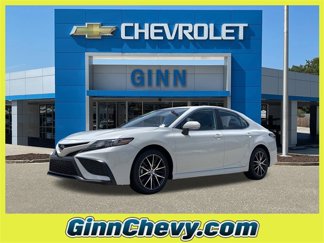 Used 2023 Toyota Camry SE image 1