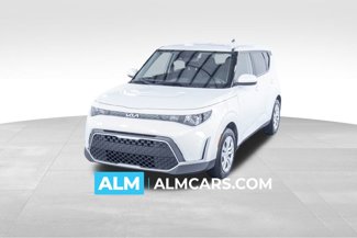 Used 2024 Kia Soul LX image 1