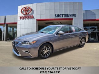 Used 2017 Lexus ES 350 w/ Luxury Package image 1