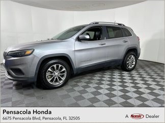 Used 2019 Jeep Cherokee Latitude Plus image 1