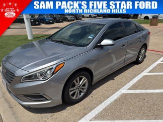Used 2017 Hyundai Sonata SE image 1