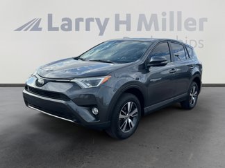 Used 2018 Toyota RAV4 XLE w/ Carpet Mat Package image 1