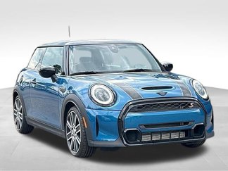 Certified 2022 MINI Cooper S image 1
