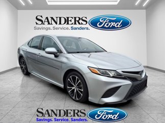 Used 2019 Toyota Camry SE image 1