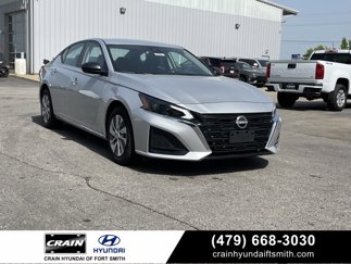 Used 2024 Nissan Altima 2.5 S image 1