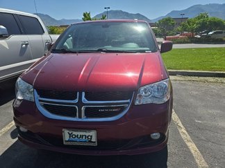 Used 2019 Dodge Grand Caravan SXT image 1