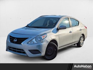 Used 2017 Nissan Versa SV video 1